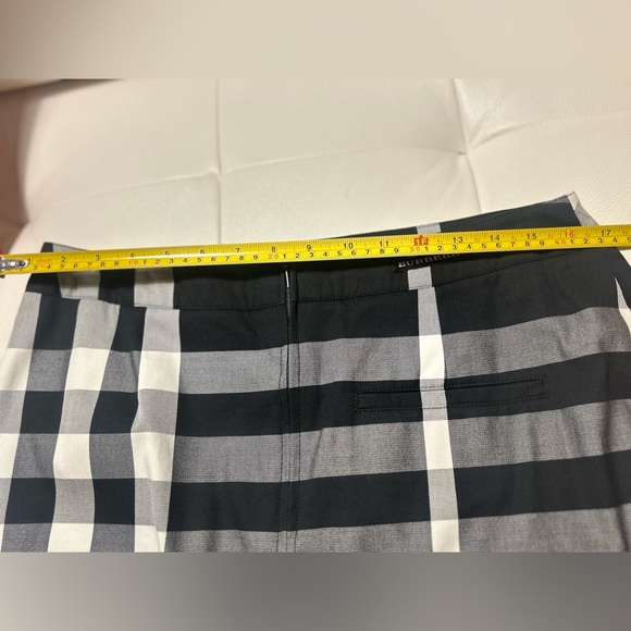BURBERRY Skirt - Picture 11 of 11